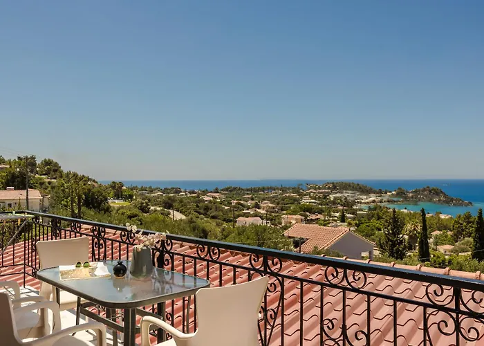 Irilena Studios And Apartments